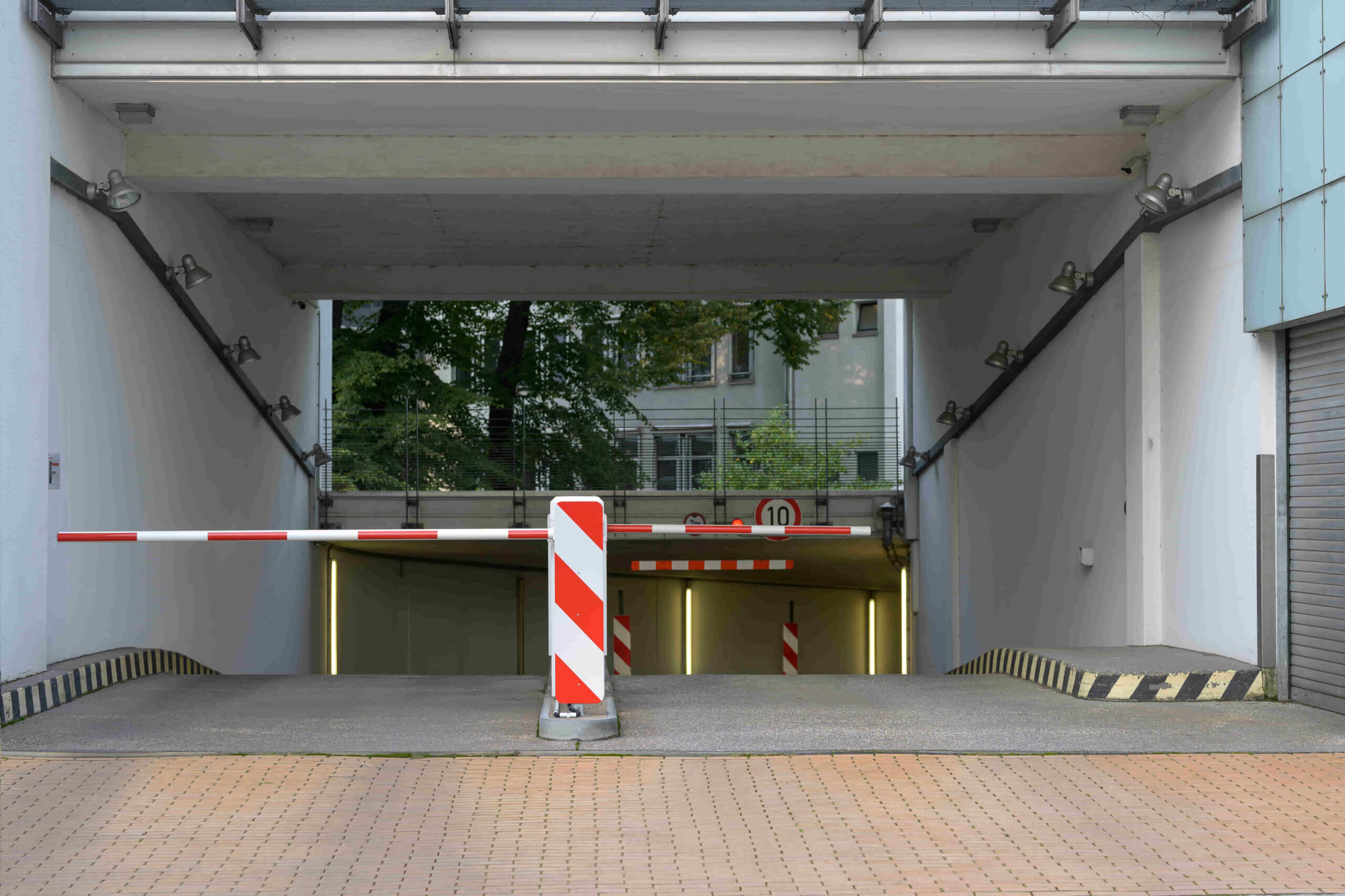 Automatic and Manual Security Boom Gates in Melbourne